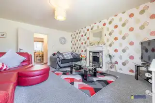 2 Riverside ApartmentsImage 11