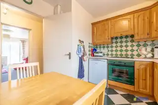 2 Riverside ApartmentsImage 8