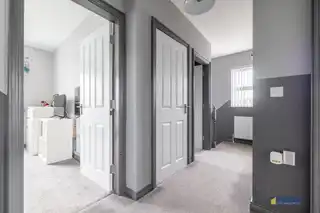 90 Castle ManorImage 14