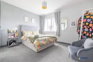 90 Castle ManorImage 15