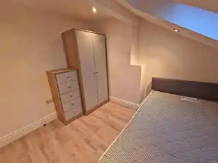 4 34 Lisburn RdImage 11