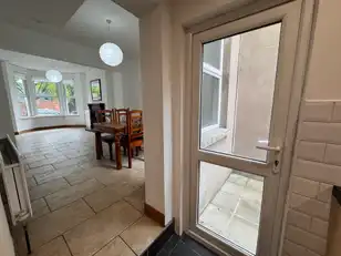 118 Duncairn GardensImage 6