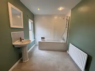 118 Duncairn GardensImage 9