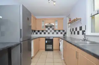 116 Ravenhill AvenueImage 7