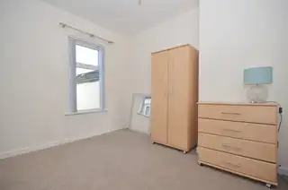116 Ravenhill AvenueImage 11