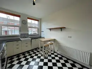 38 Thornhill MaloneImage 4