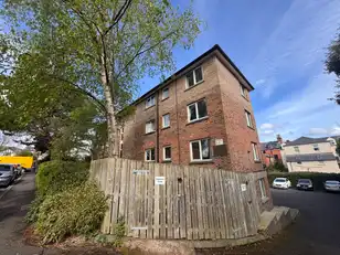 Apt 7 Ascot HouseImage 18