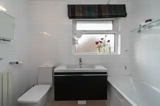 30 Pond Park AvenueImage 22