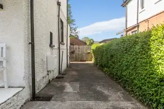 4 Balmoral GardensImage 31