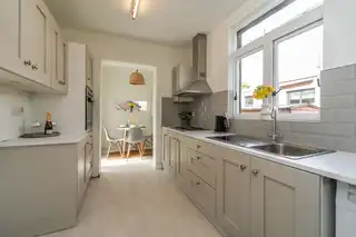 4 Balmoral GardensImage 14
