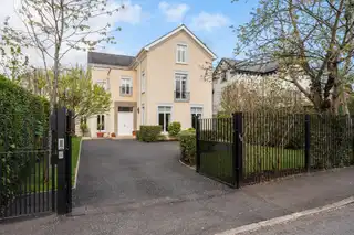 Image 1 for 60 Osborne Park