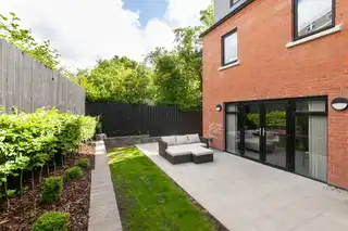 17B Upper Lisburn RoadImage 33