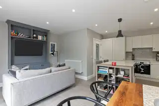 17B Upper Lisburn RoadImage 14