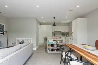 17B Upper Lisburn RoadImage 12