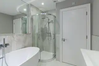 17B Upper Lisburn RoadImage 24