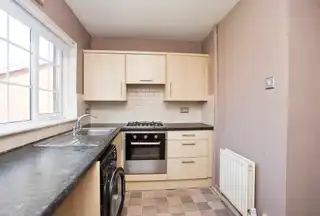 5B Windrush AvenueImage 5