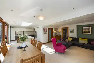 14 Cranmore GardensImage 19
