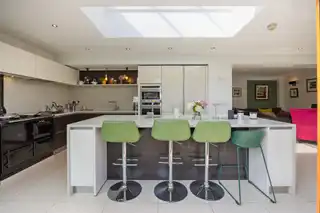14 Cranmore GardensImage 13
