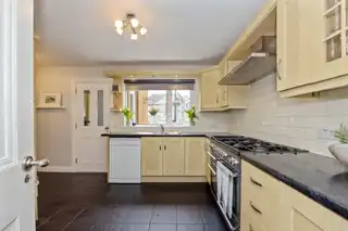 103 Trossachs DriveImage 11