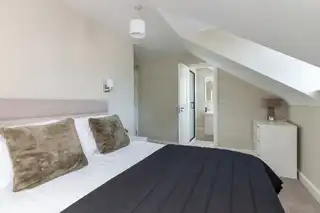 Apt 3 537A Lisburn RoadImage 12