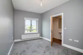 Apt 31 Laharna BuildingImage 5