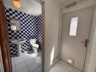 11 Olympia DriveImage 9