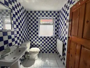 11 Olympia DriveImage 10