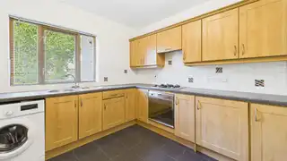 17 Shaftesbury AvenueImage 4