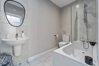15 Rowanvale CrescentImage 16