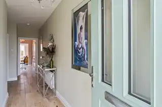 15 Rowanvale CrescentImage 3