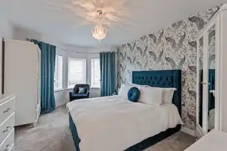 15 Rowanvale CrescentImage 12