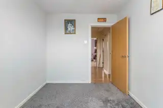 2 Monaville CloseImage 22