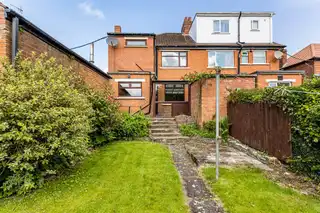 9 Fairview ParkImage 32