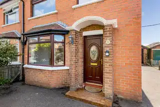 9 Fairview ParkImage 4