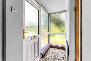 8 Lisburn RoadImage 3