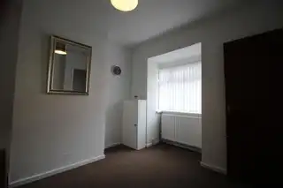 8 Bloomfield CrescentImage 3