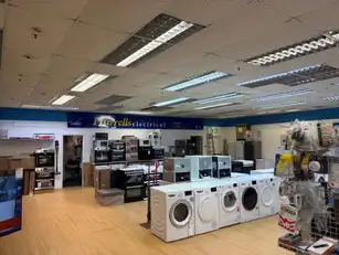 Unit 31-32 Castle MallImage 2