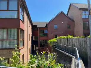 11 Watersedge ApartmentsImage 4