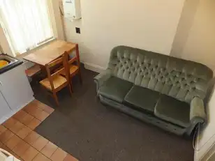 4 66 University StreetImage 3