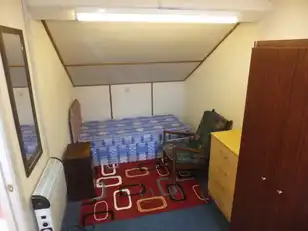 Flat 6, 70 University StreetImage 5