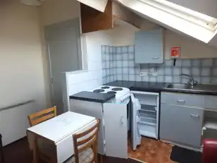 Flat 6, 70 University StreetImage 3