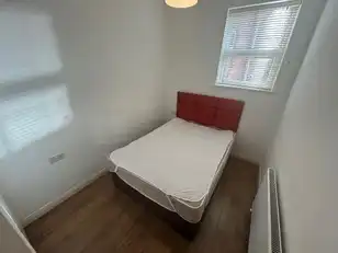 Apt 6, 44 Ulsterville AvenueImage 8