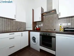 Apt 6 41 Ulsterville AvenueImage 4