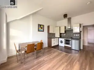 Apt 6 41 Ulsterville AvenueImage 6