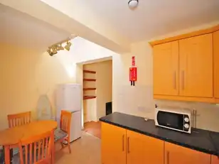 35 Landseer StreetImage 2