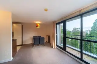 41 Luna BuildingImage 3