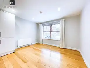 Apt 4 120 Upper Newtownards RoadImage 6