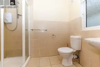 Apt 3 9 Ulsterville AvenueImage 9