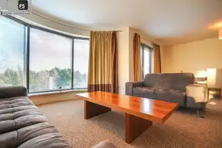 32 Park RoyalImage 3