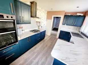 10 Sunninghill GardensImage 5
